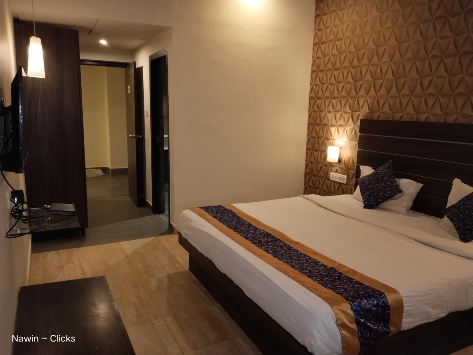 Redfox Hotel- Aminjikarai Čennai Exteriér fotografie